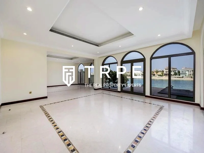 منظر سكاي لاين مارينا | منزل حديقة على طراز الأتريوم63753253461891113