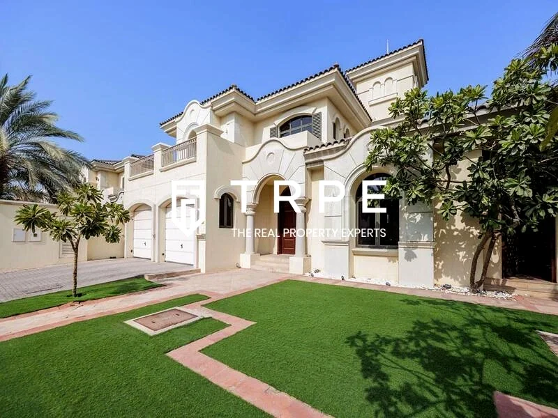 منظر سكاي لاين مارينا | منزل حديقة على طراز الأتريوم63753253461891111
