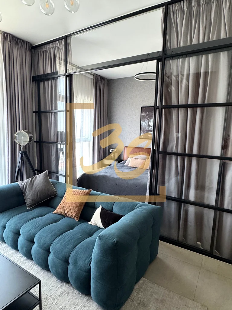Luxurious | Fully Furnished | Prime Location |63754132720003111