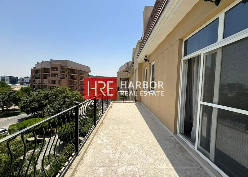 مجتمع عائلي | تخطيط واسع63727478289666110