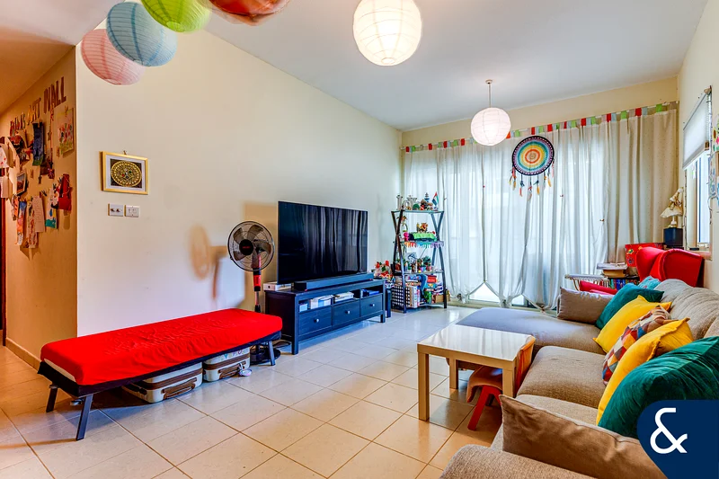 Large Balcony | Two Bedroom | 1489 Sq. ft.63918883038723111
