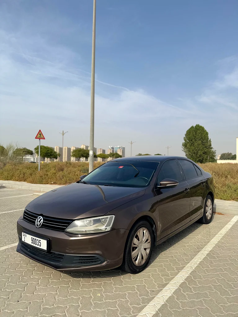 Very clean VW Jetta / 2014 / GCC / well maintained and service history63699034109443110
