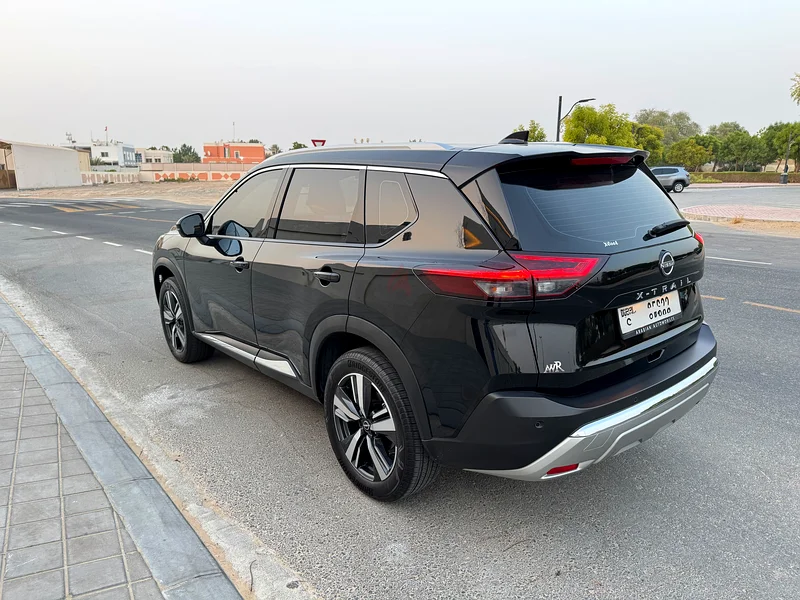 نيسان إكس تريل إس إل بخيارات كاملة - من وكالة الخليج من دبي - ما زالت تحت الضمان63699057455489112