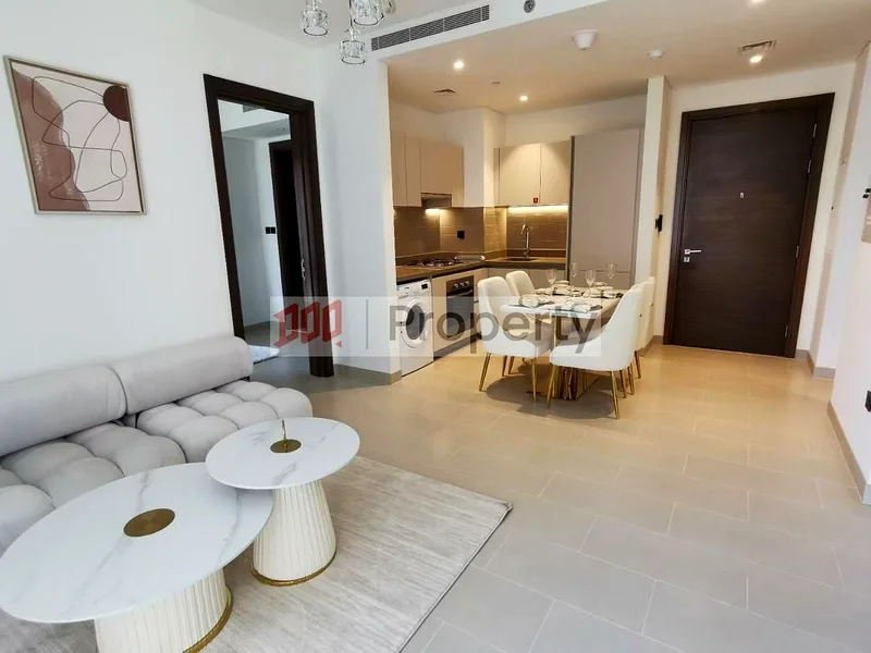 Fully Furnished | Vacant | Prime Location64016940386177110