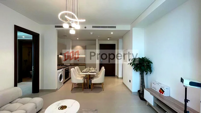 Fully Furnished | Vacant | Prime Location64016940386177113