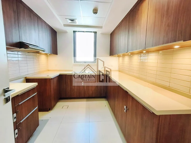 🏡 شقة أنيقة من غرفتي نوم مع شرفة، مطبخ مغلق ومساحات تخزين في أبتاون الزاهية | حياة عصرية مع وسائل الراحة الكاملة 🌟63705373448833111