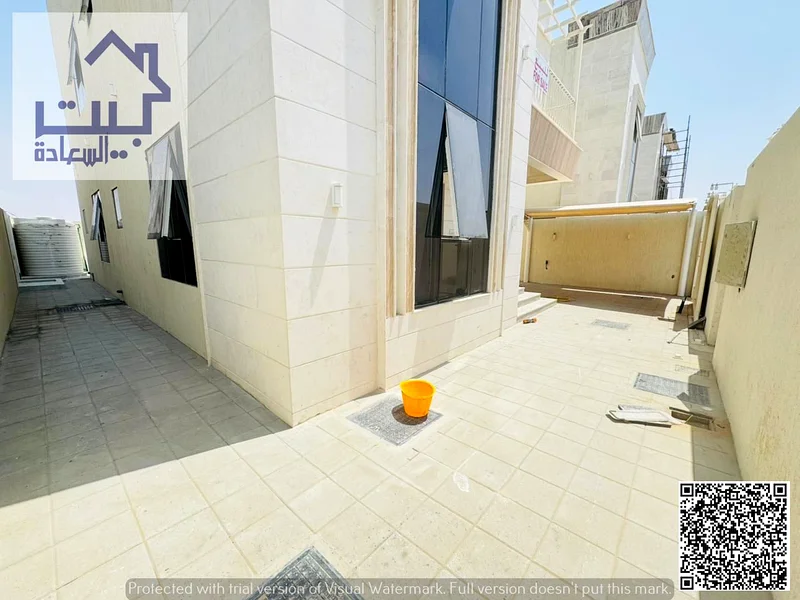 **موقع استراتيجي قريب من جميع الخدمات، بما في ذلك الماء والكهرباء وتكييف الهواء ورسوم التسجيل والملكية تشمل كل شيء.**63913217931011113