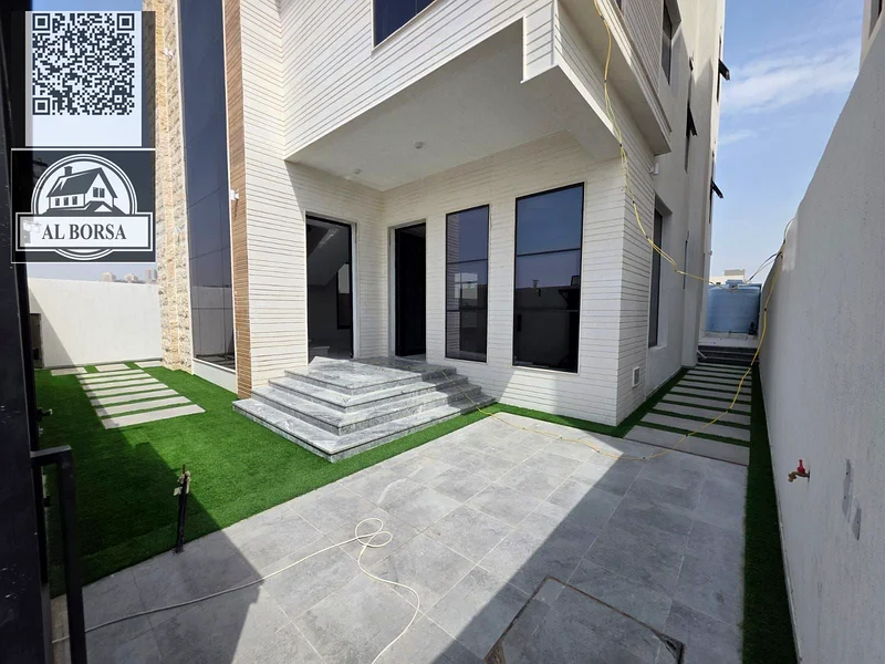 For sale, a villa in Al Helio 2, consisting of a ground floor, first floor, and roof, five rooms, a63912050713089112