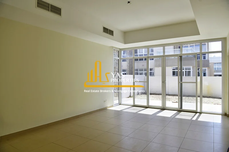 Large 3br | Study + Maid | Modern | Single Row63747172867842112