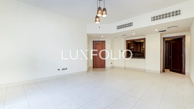 Burj Khalifa View | Study | Sublease63799453219843110