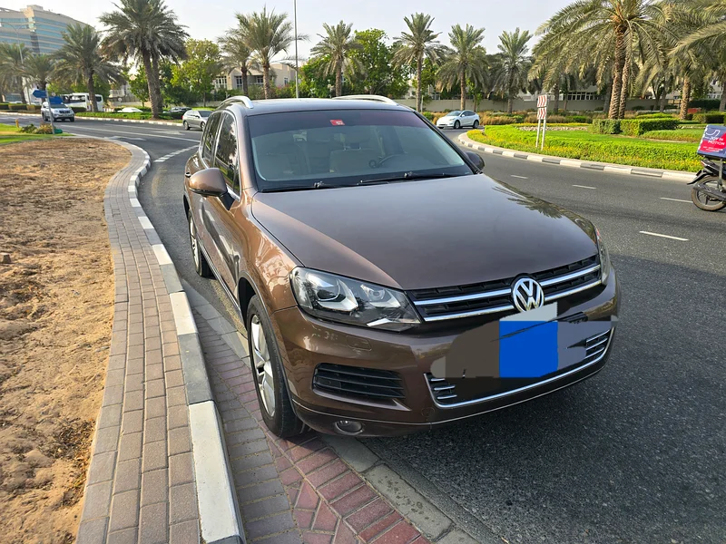Volkswagen touareg 2014 full option free accident panoramic first owner63699034319107113