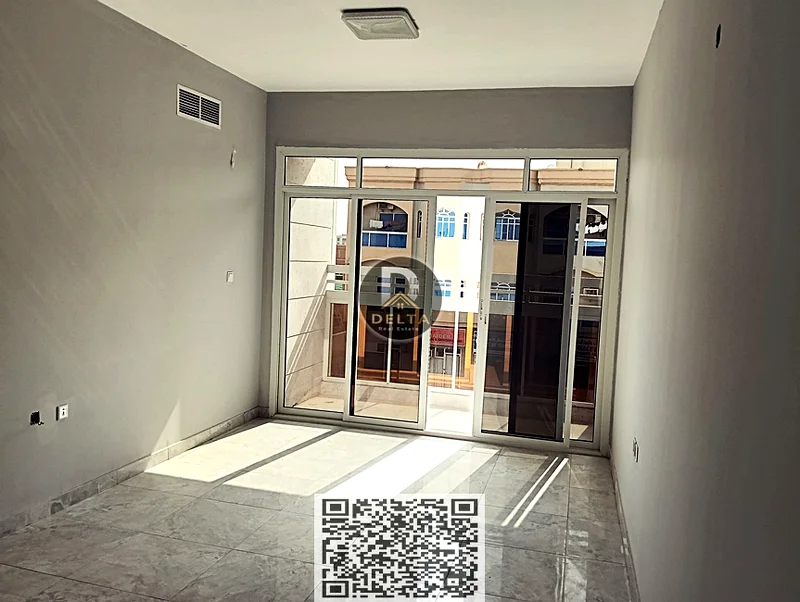 شقة واسعة للإيجار - غرفتي نوم وصالة - الروضة 3 - موقع متميز على شارع الخرطوم63719604325379111