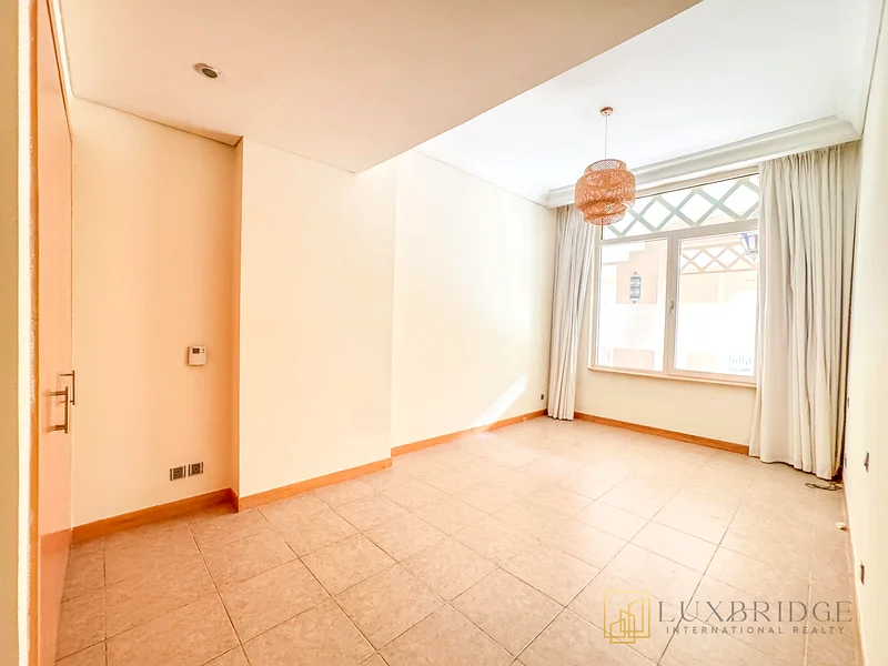 Vacant | Unfurnished | Prime Location63753253667585110