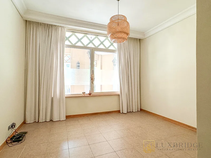 Vacant | Unfurnished | Prime Location63753253667585112