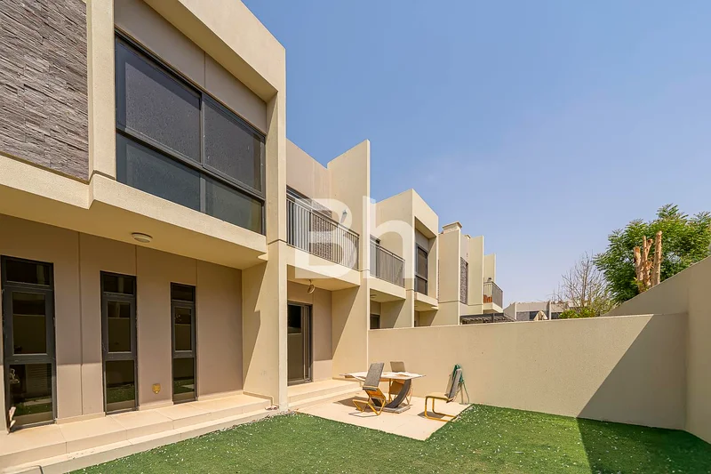 Vacant | Ready to Move | R2M Layout64002639620994110
