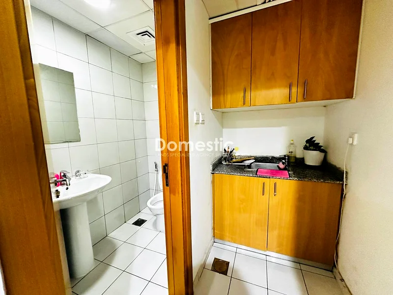 FULLY FITTED | PRIME LOCATION | NEAR TO BUS STOP63815620090499114