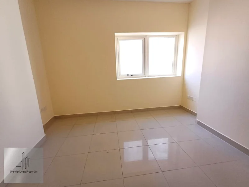 شقة فاخرة مكونة من غرفتي نوم مع موقف سيارات مجاني بالقرب من حديقة النهدة للجميع من جميع الجنسيات مع 4 شيكات63706863685891114