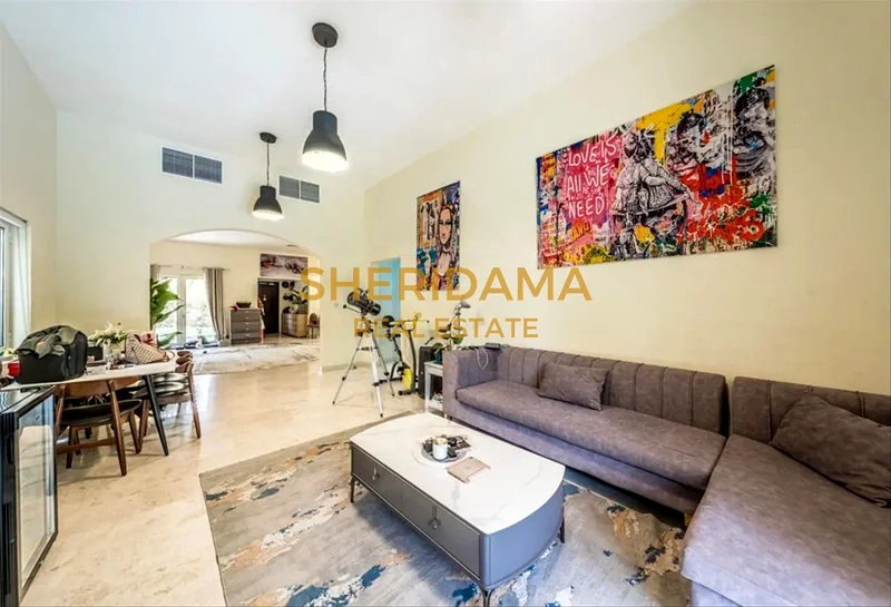 Large Layout | Private Pool | Vacant on October63726296653827114