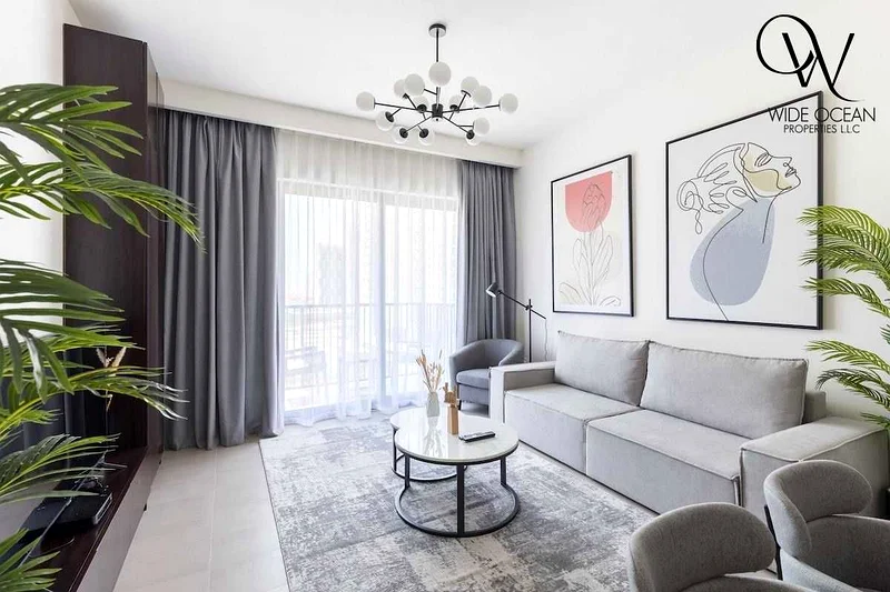 Fully furnished | Middle floor| Boulevard view64043459880963110