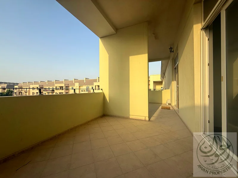 Amazing Deal | 2BHK | Community View63727565685250114