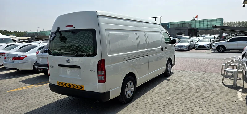 Toyota Hiace 2018 Delivery Van Hi Roof63699049437442112