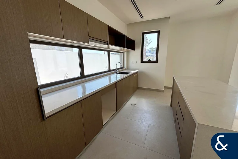 5 Beds + Maid's | Large Plot | Brand New63762512422786112