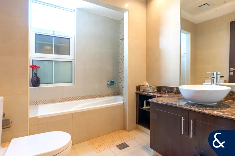 2 Bedroom | Park Views | Spacious Unit63925623911042113