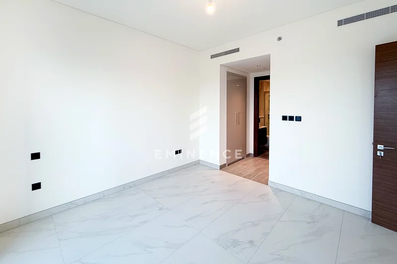 Sell at OP | Spacious 2BR | Crest Tower A64018070896898113