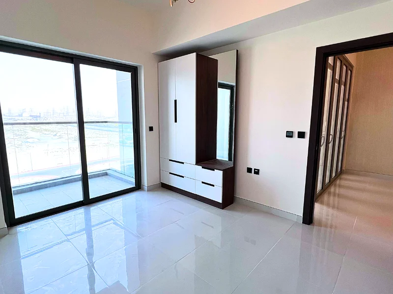 Spacious Layout | Move-in Ready | Community View63992294983425114