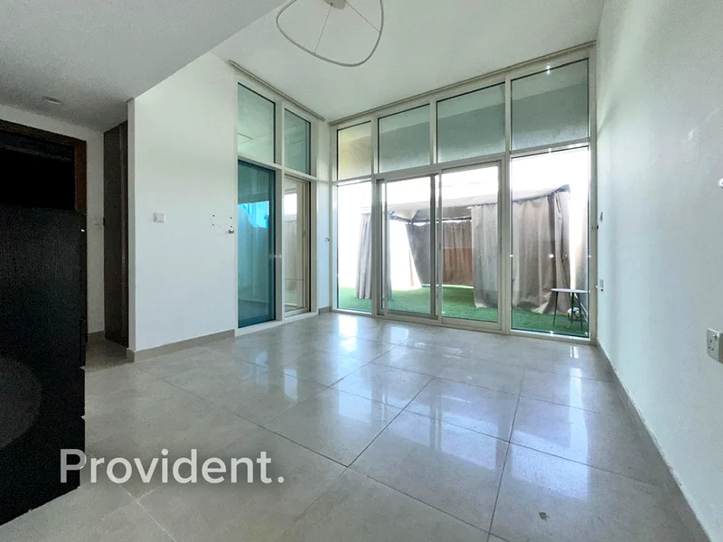 Spacious 1BR | Ready to Move In | Prime Location63997865365377114