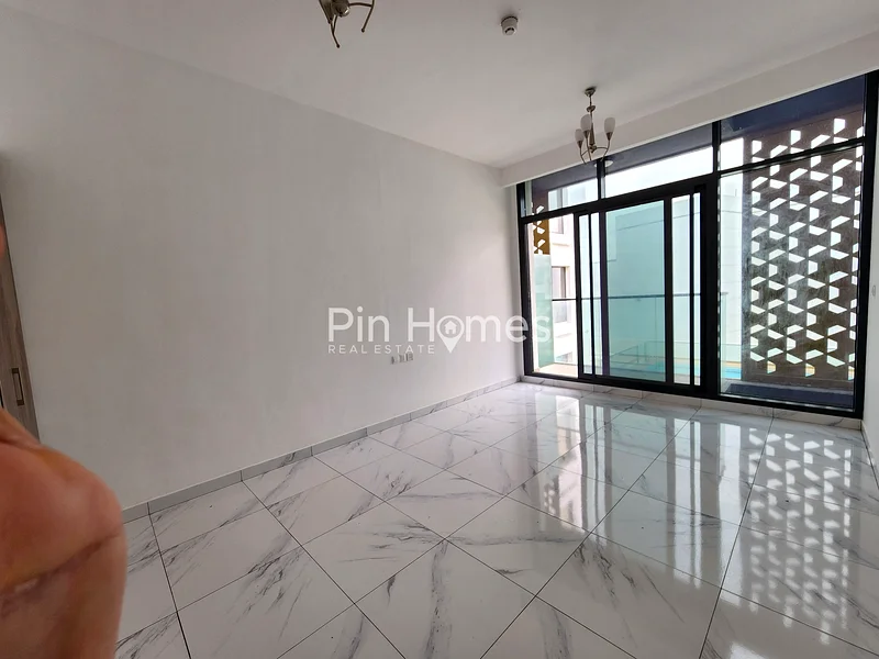 Modern Layout | Pool View | Chiller Free63778351136386112