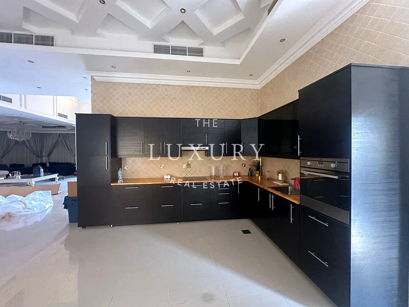 Independent Villa |Private Pool| Best Price63743130566787113