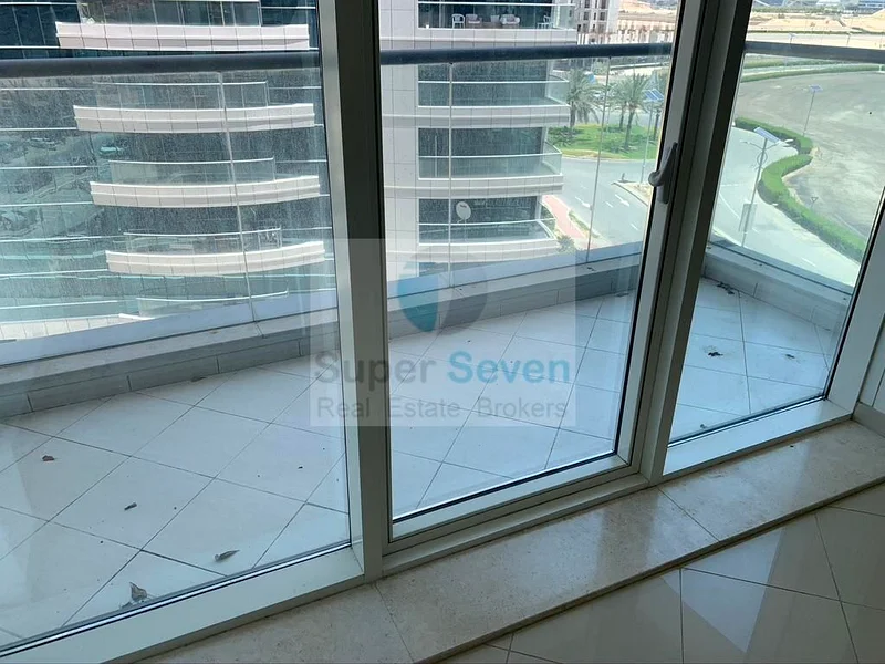 Canal View | Modern Apartment | Vacant63734442371585112