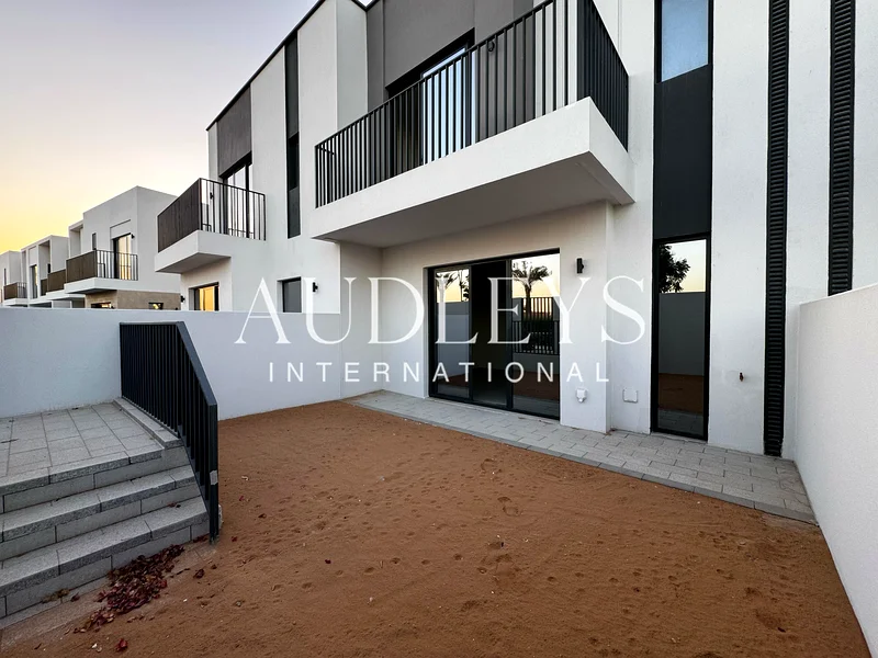 Single row  | Unfurnished | Community view63805356164737110