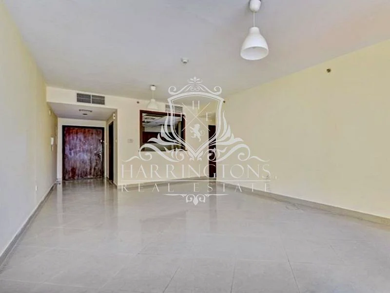 تصميم كبير | شقتان نوم مع غسيل وتخزين | شاغرة | طابق عالي63749634119939110