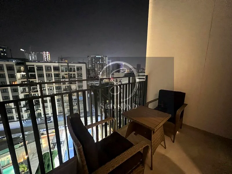Modern Studio Apartment | Rent in Beverly Boulevard Arjan63830030721410113