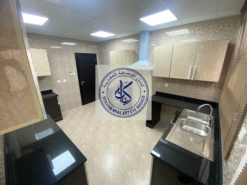 تقدم لك شركة وساطة العقارات فيلا جديدة حديثة من طابق واحد، وادي الشباك، مع أول ساكن، وتتكون من: أربع غرف نوم رئيسية صالون مع باب منفصل63724981227138111