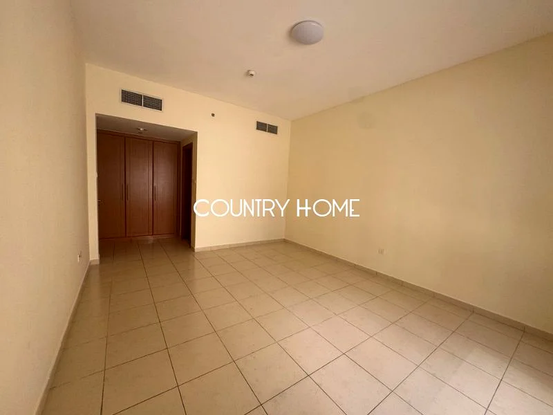 Large 1 Bed | Pool View | Chiller Free63778781670145113