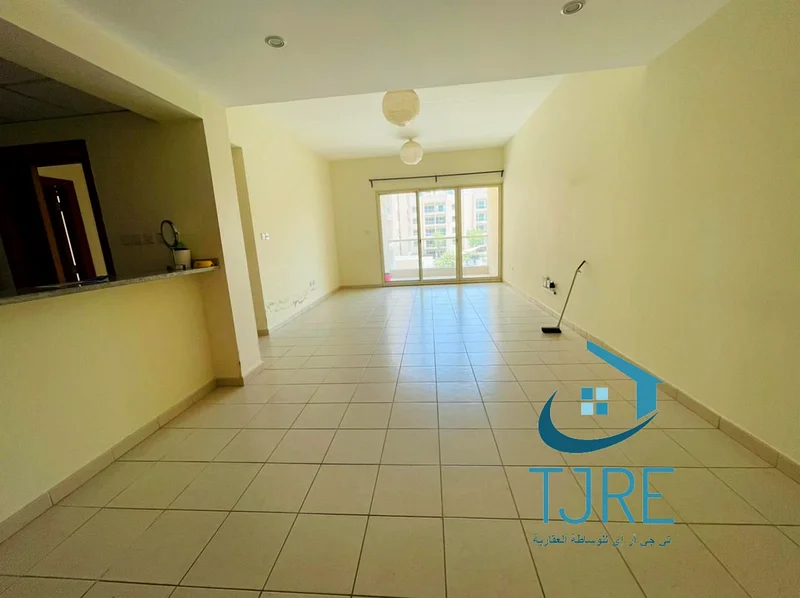 BRIGHT | SPACIUS | POOL VIEW | CHILLER FREE63726752983811112