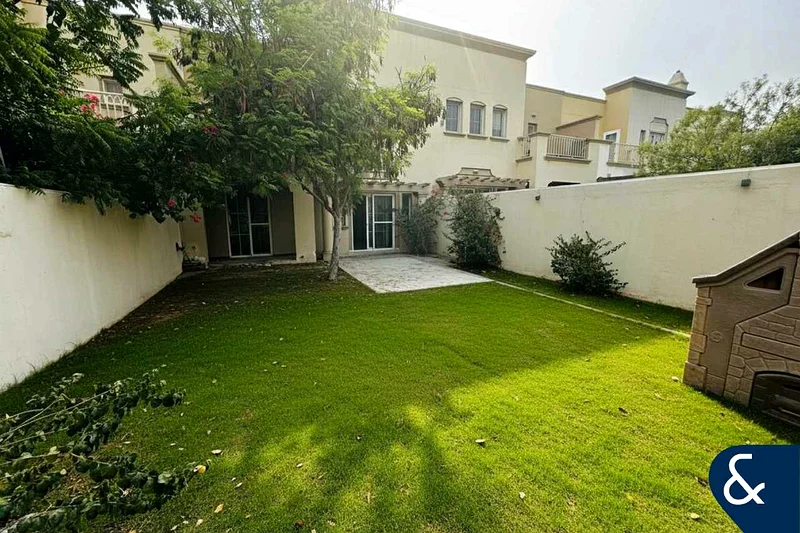 Biggest Plot | Vacant | Near lake and park63922857747202110