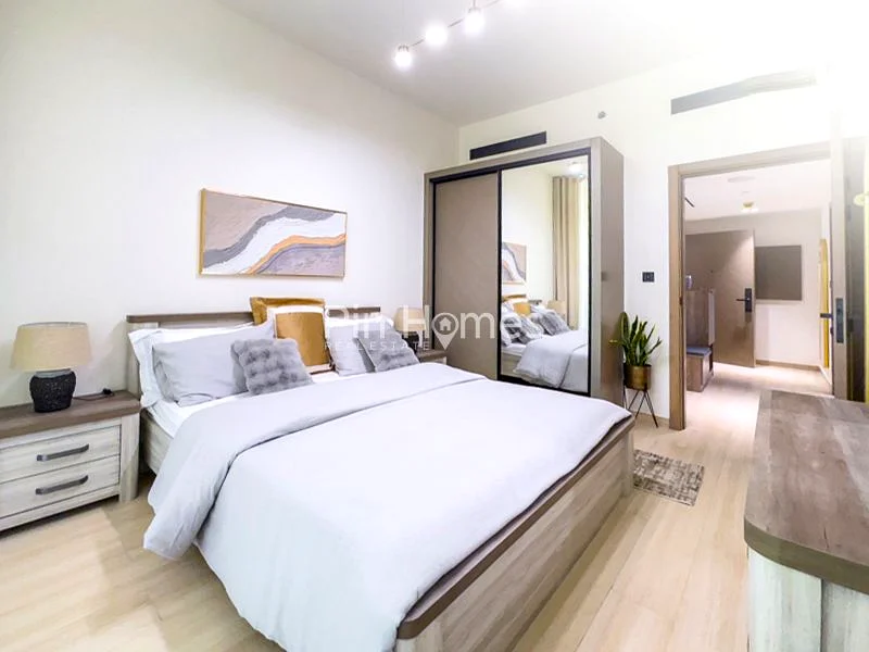 Spacious | Fully Furnished | Swimming Pool View63779603053955112