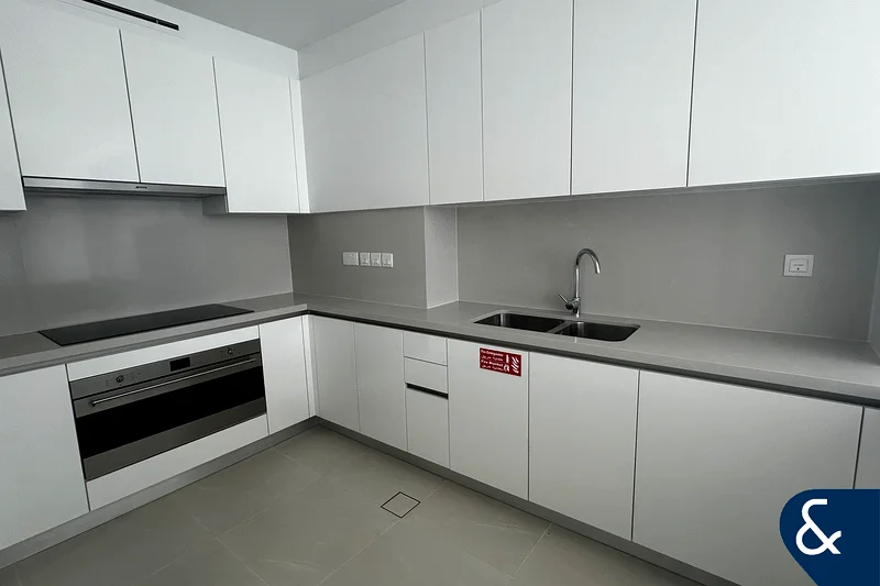 Brand New | Canal View | Park View | 2 Bed63949512615810113