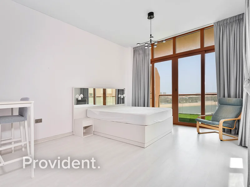 Studio | Sea View | Terrace | Vacant63752265732355111