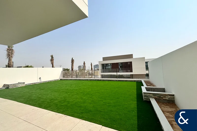 BRAND NEW | PRIME LOCATION | SPACIOUS LAYOUT63762410668931112