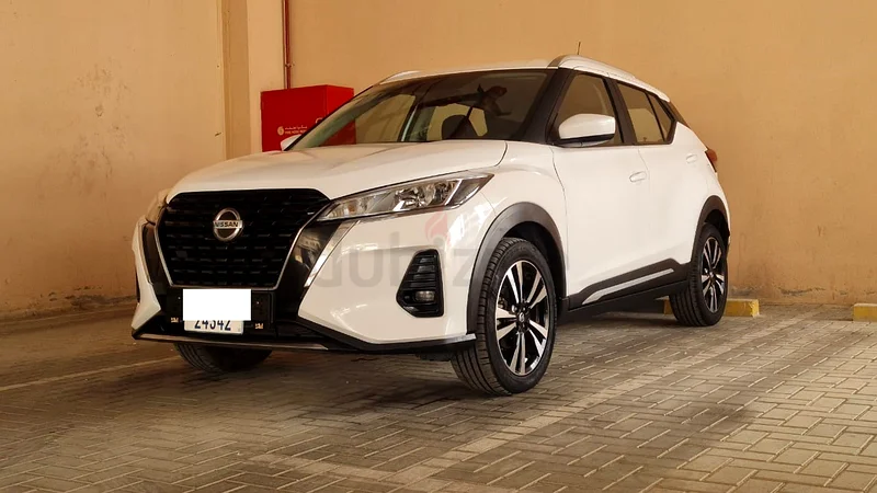 NISSAN KICKS // GCC// NO ACCIDENTS // SV //63699058354305111