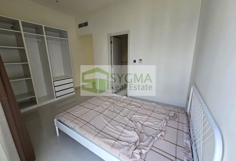 R2EM | 3 غرف نوم | خادمة | موقع متميز | جاهز63740961637251114