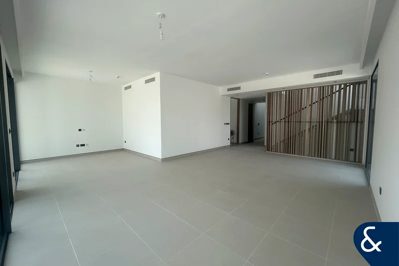 Pool & Park Backing | Huge Plot | Vacant63735490802177111