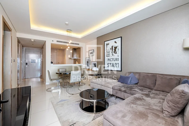 Exquisite Unit | Desirable Location | Vacant63795743347970112