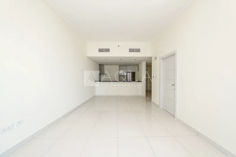 Palm View | Great Layout | Vacant | Unfurnished64040798437378113