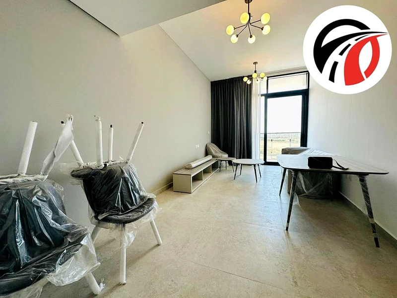 شقة جديدة تمامًا بغرفة نوم واحدة ومؤثثة جزئيًا مع وسائل راحة مجانية63731826416771110